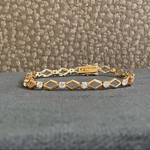 Roman Vintage Tennis Bracelet